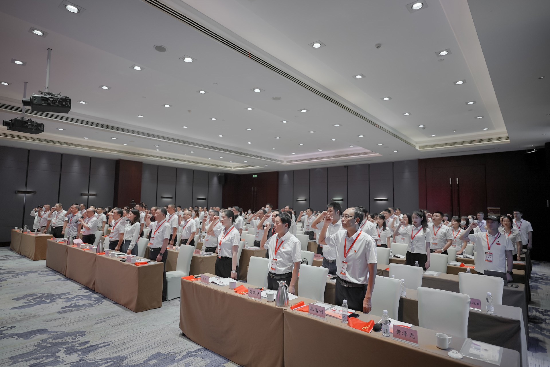 彩虹多多官网-追求健康,你我一起成长