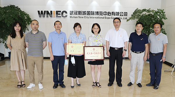 彩虹多多官网-追求健康,你我一起成长
